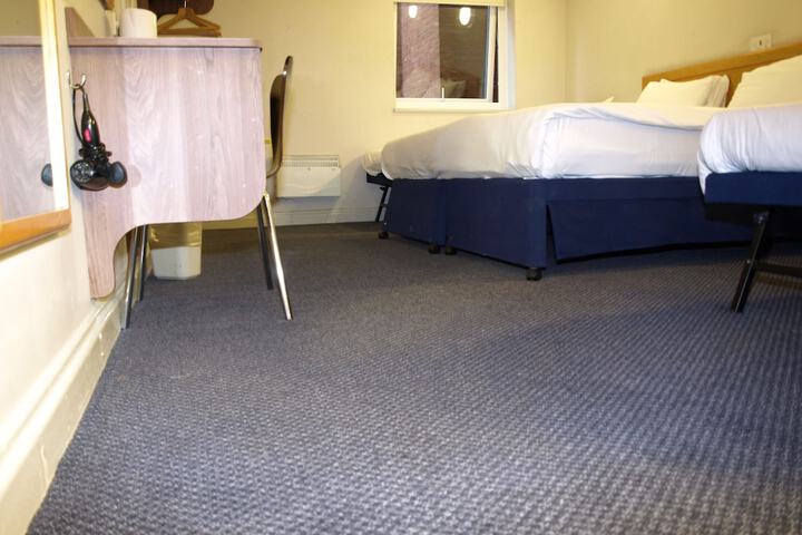 Room 121 of 236