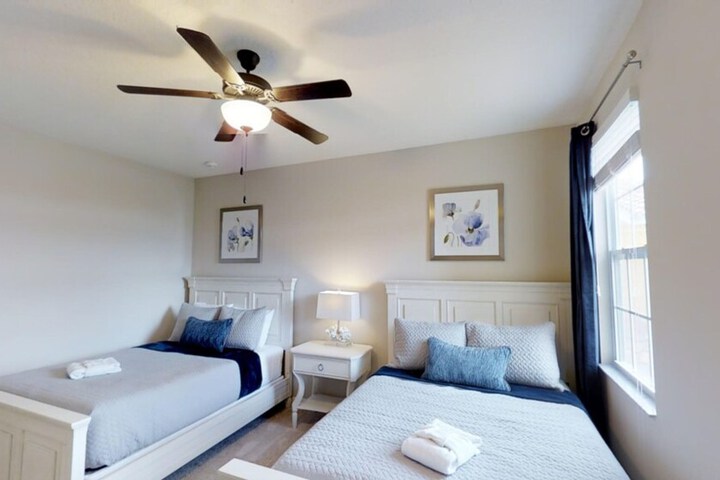 Room 6 of 57