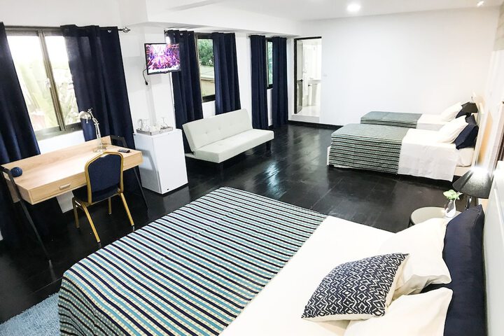 Room 15 of 18
