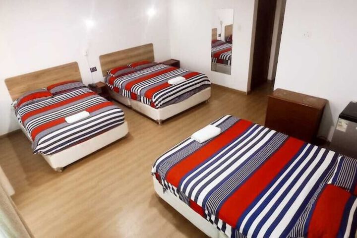 Room 9 of 11