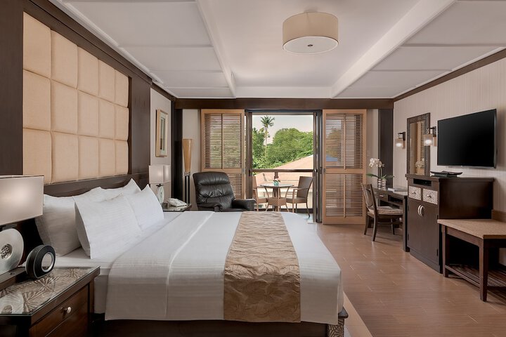 Room 18 of 38