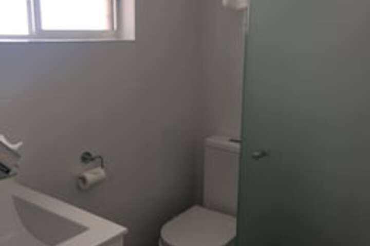 Room 100 of 132