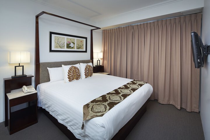 Room 6 of 48
