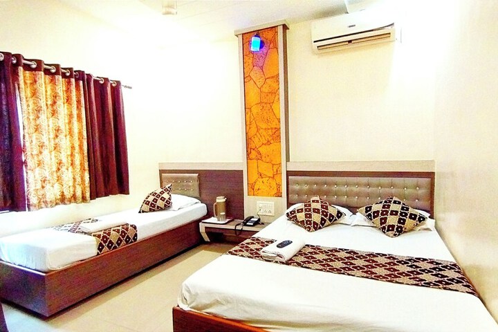Room 15 of 31