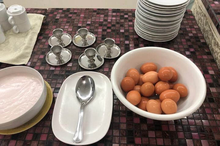 Breakfast/Coffee Service 42 of 60