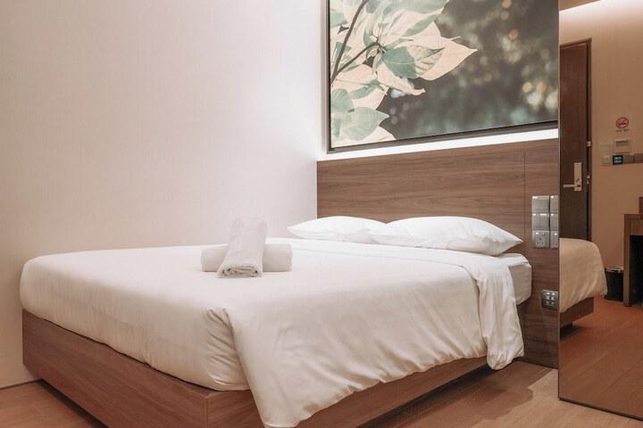 Room 14 of 25
