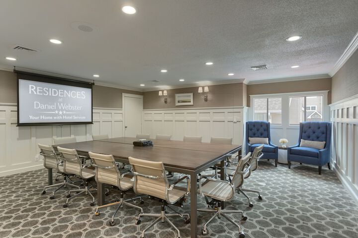 Business Center 51 of 59