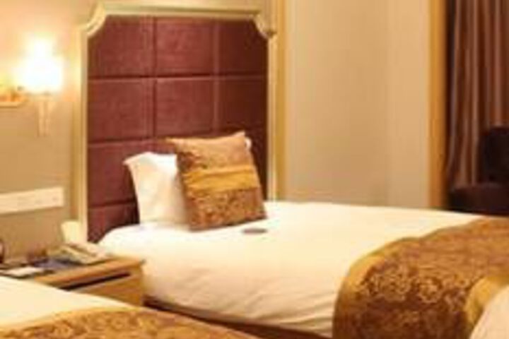 Room 46 of 115