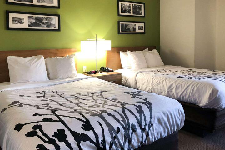 1 Double Bed Accessible (12 of 12)
