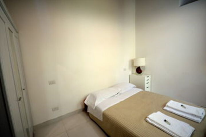 Room 20 of 37