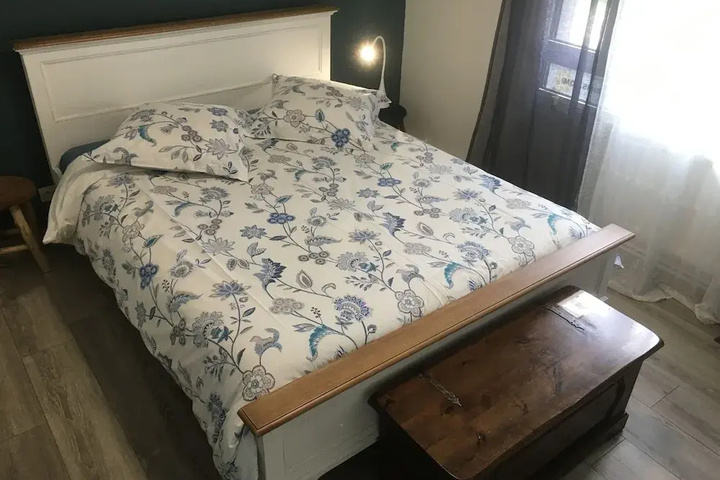 Room 5 of 22