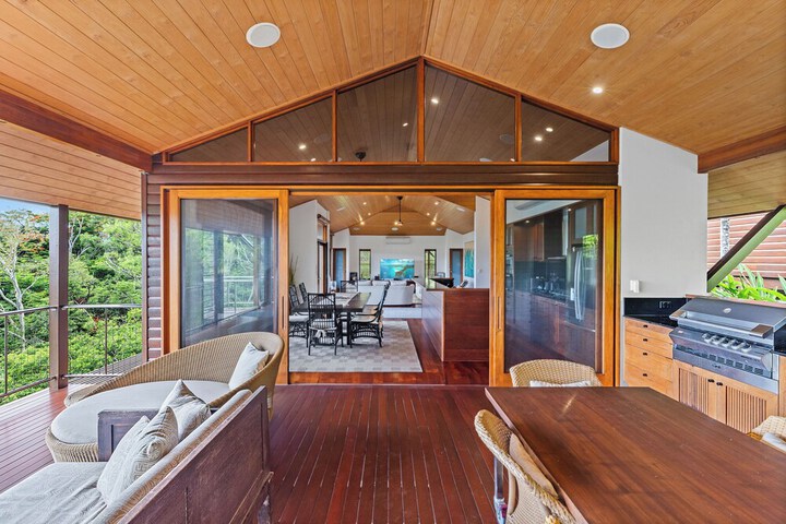 Terrace/Patio 32 of 65