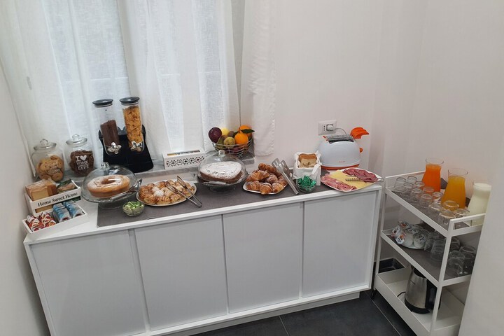 Dining 51 of 61