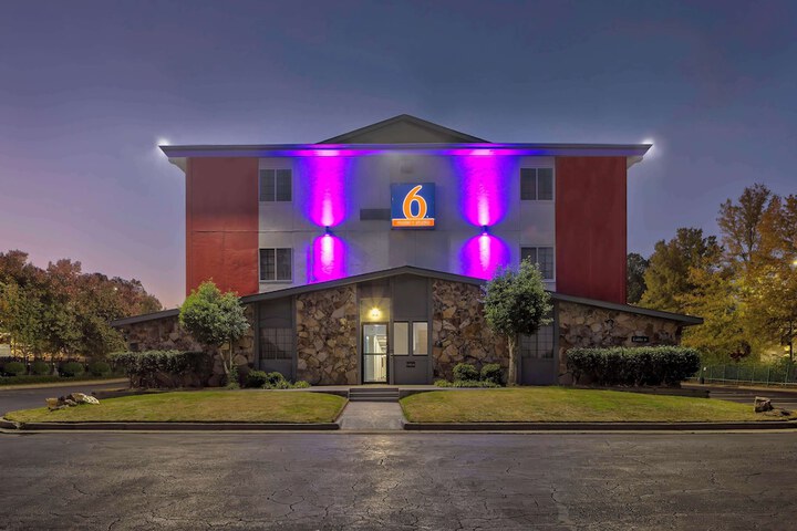 Hotel 24 of 24
