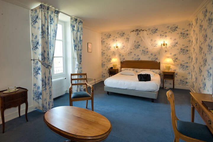 Room 34 of 75
