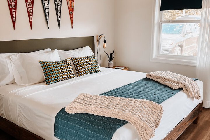 Room 4 of 21