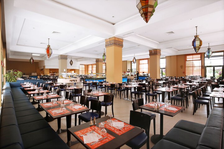 Dining 42 of 61