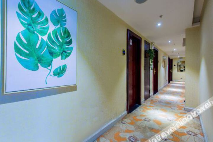 Hotel Interior 21 of 46