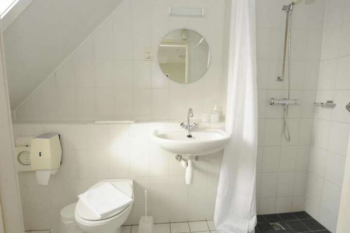 Room 20 of 50