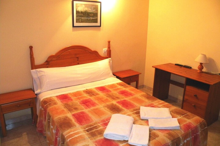 Room 42 of 65