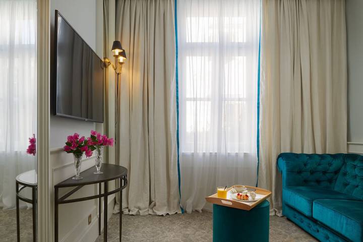 Room 25 of 62