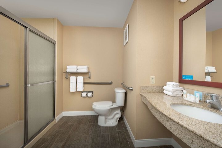 Bathroom shower