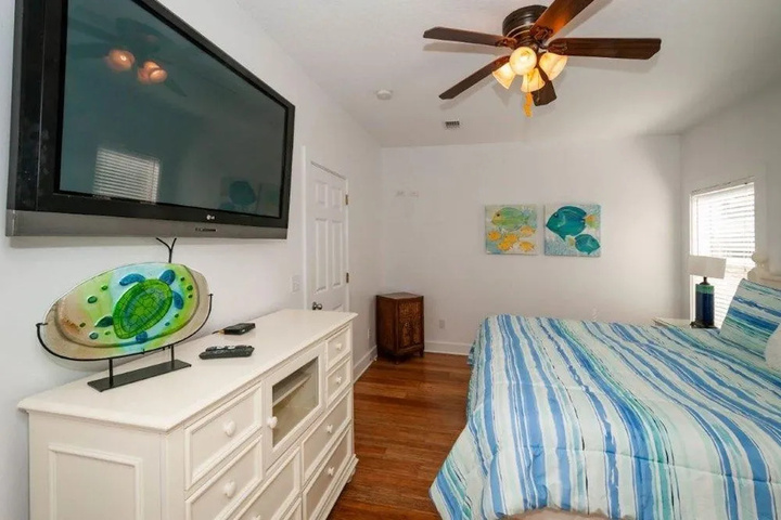 Room 2 of 22