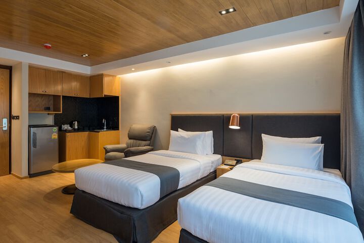 Room 10 of 49
