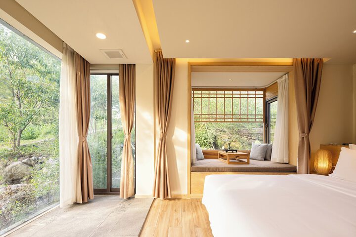 Room 20 of 86