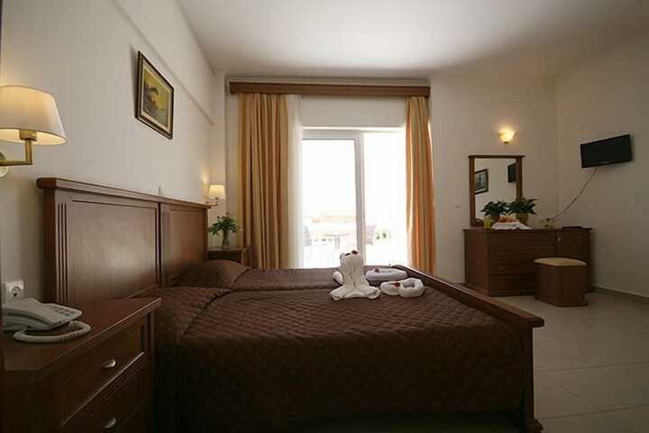 Room 6 of 78