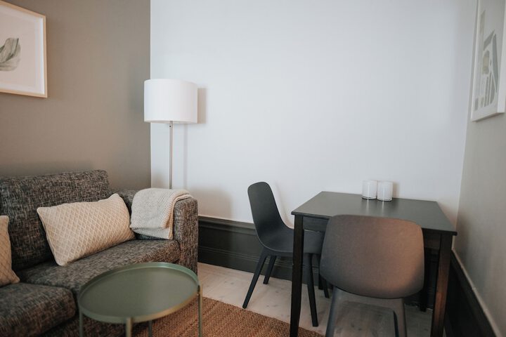 Room 52 of 108