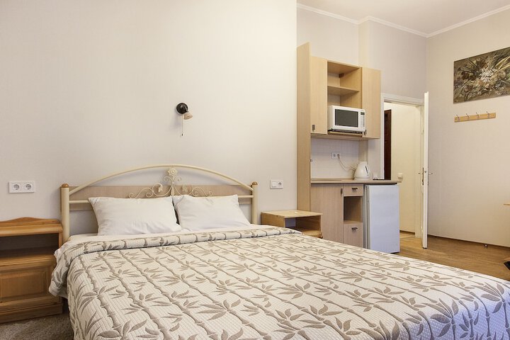 Room 37 of 108