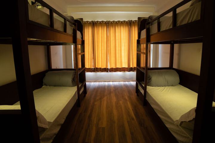 Room 34 of 80