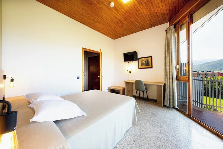 Room 4 of 57