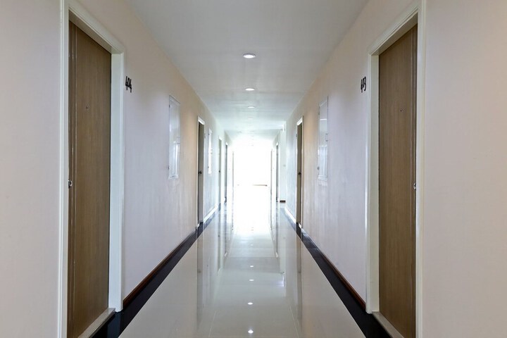 Ballroom/Hall 31 of 40