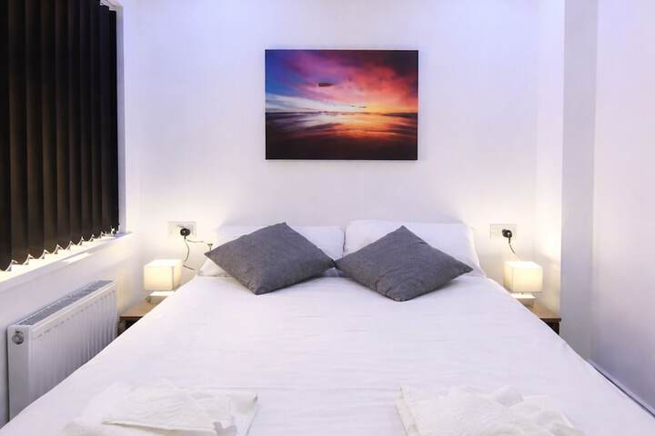 Room 14 of 17