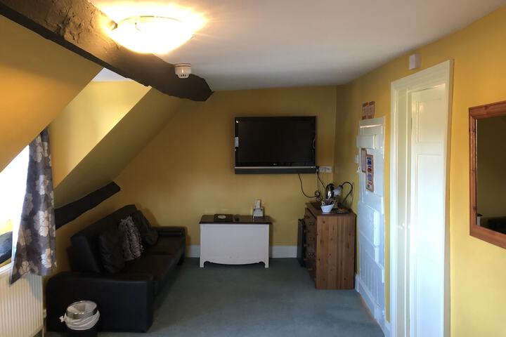 Room 15 of 44