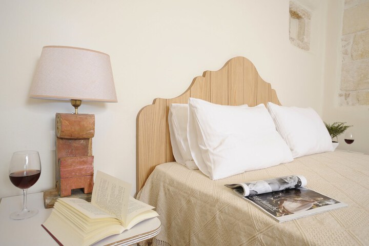 Room 7 of 46