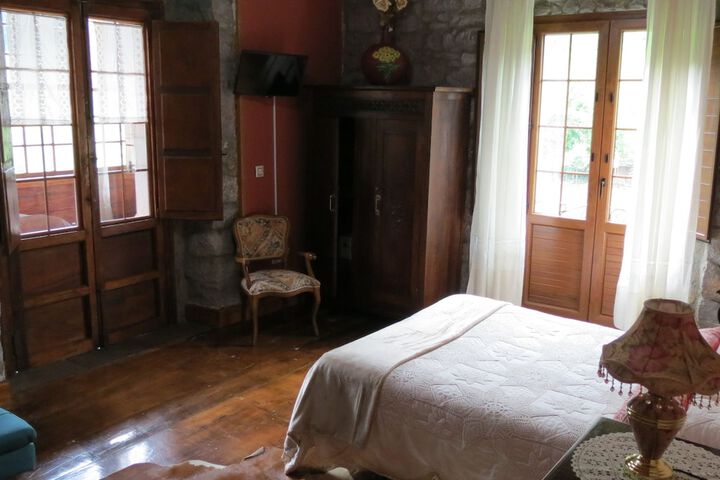 Room 7 of 62