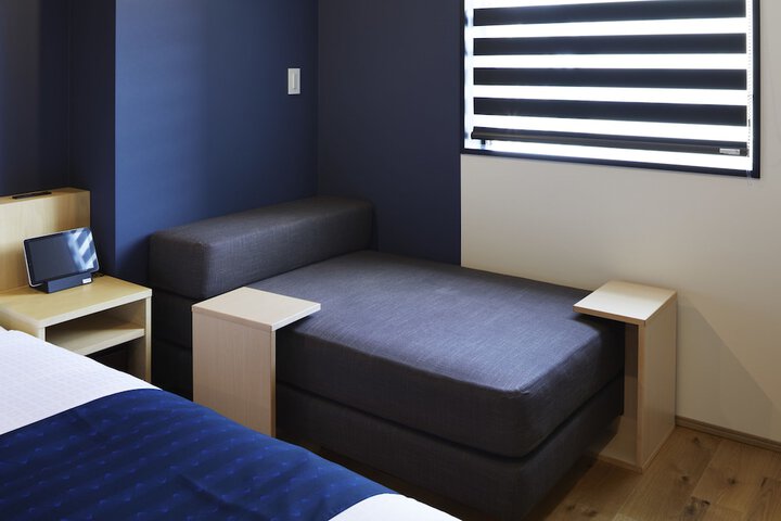 Room 17 of 121