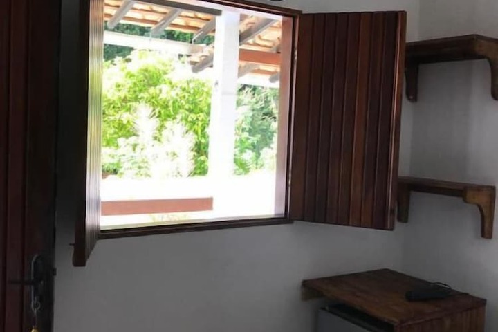 Room 4 of 38