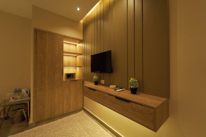 Room 47 of 148