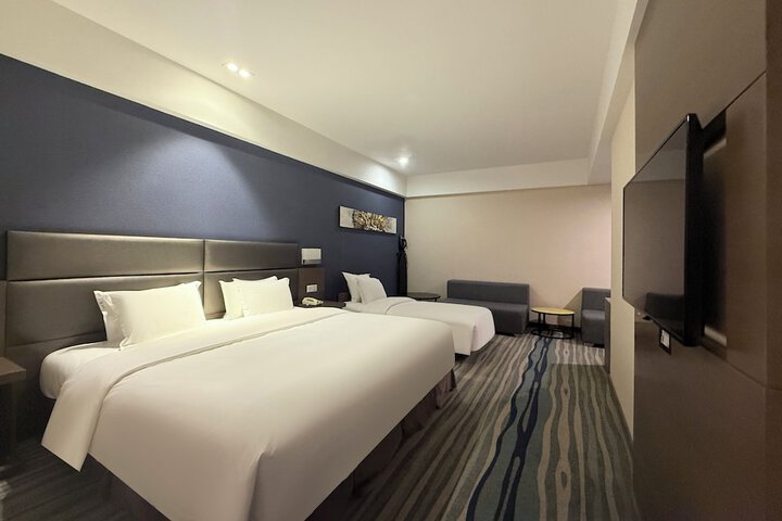Room 26 of 67