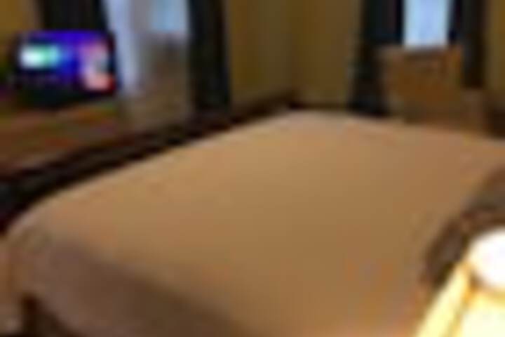 Room 131 of 246