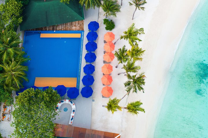 Pool 104 of 151
