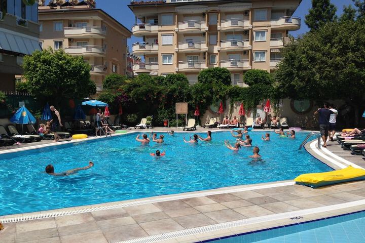 Pool Hotel