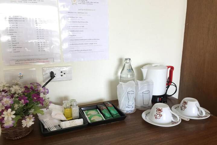 Breakfast/Coffee Service 29 of 42