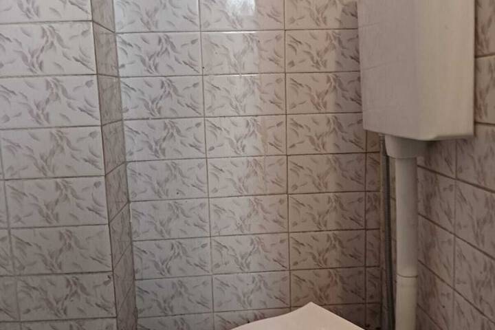 Room 45 of 69