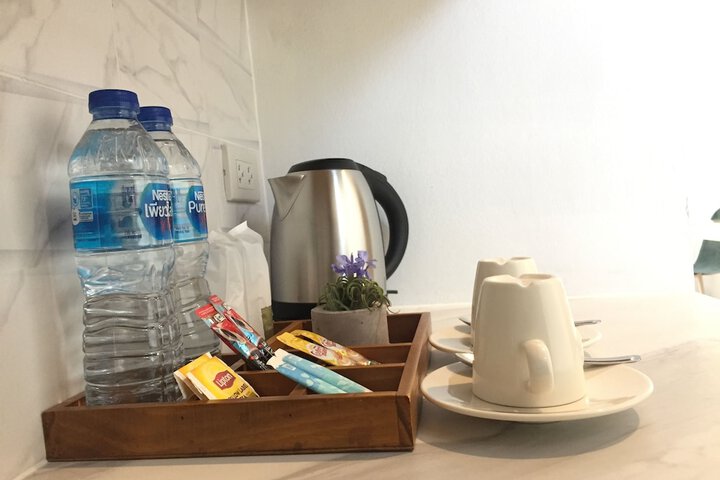 Breakfast/Coffee Service 74 of 108