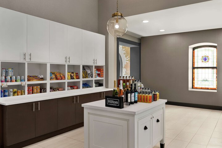 Snack bar